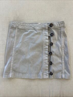 Classic Button-Front Grey Denim Mini Skirt